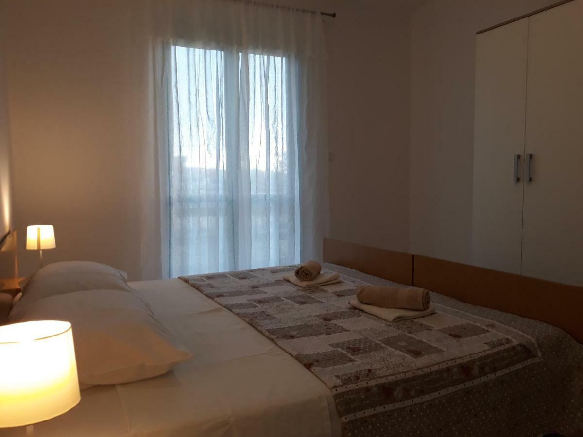 Apartments Jelicic Biograd Na Moru Dış mekan fotoğraf